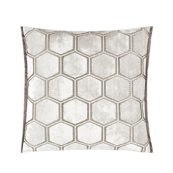 MANIPUR OYSTER VELVET CUSHION 43X43CM